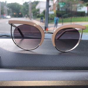 Meet your Posher, Dorithy